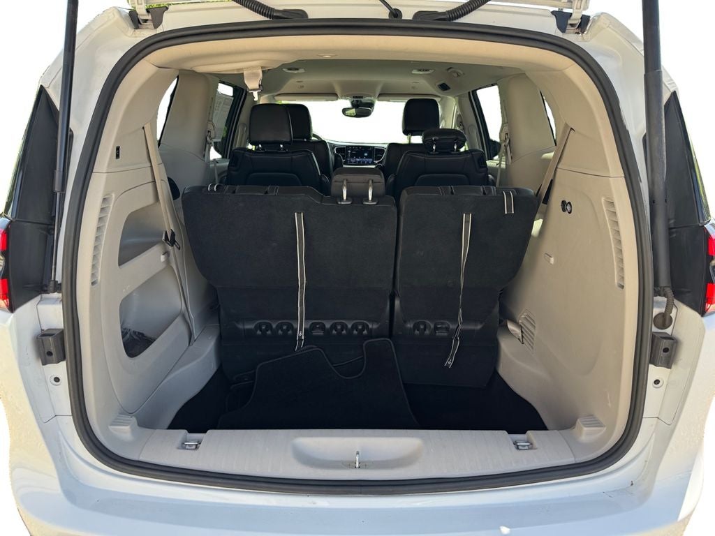 2024 Chrysler Pacifica Touring L FWD