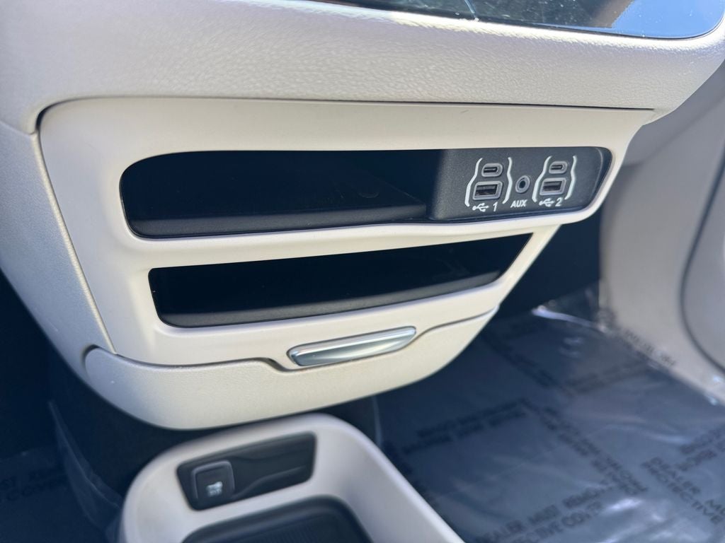 2024 Chrysler Pacifica Touring L FWD