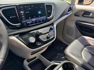 2024 Chrysler Pacifica Touring L FWD