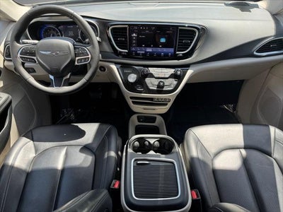 2024 Chrysler Pacifica Touring L FWD