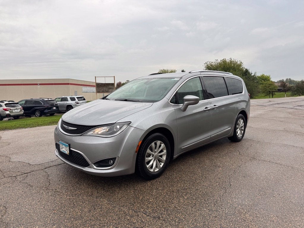 2019 Chrysler Pacifica Touring L FWD