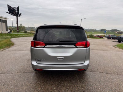 2019 Chrysler Pacifica Touring L FWD