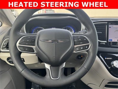 2024 Chrysler Pacifica Touring L FWD