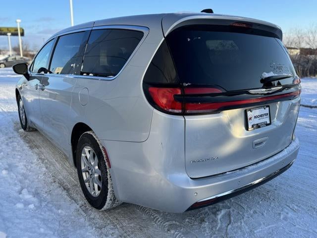 2024 Chrysler Pacifica Touring L FWD
