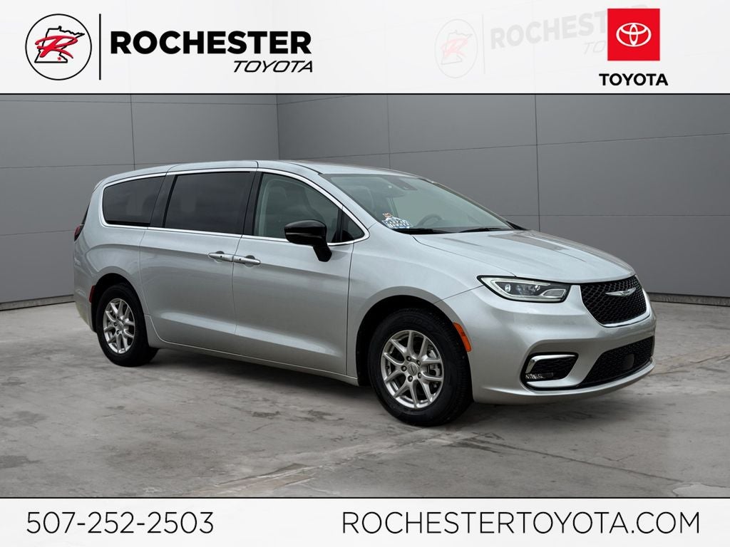 2024 Chrysler Pacifica Touring L FWD