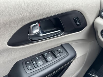 2024 Chrysler Pacifica Touring L FWD