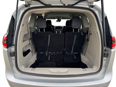 2024 Chrysler Pacifica Touring L FWD