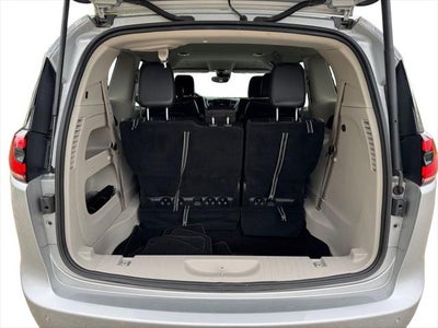 2024 Chrysler Pacifica Touring L FWD