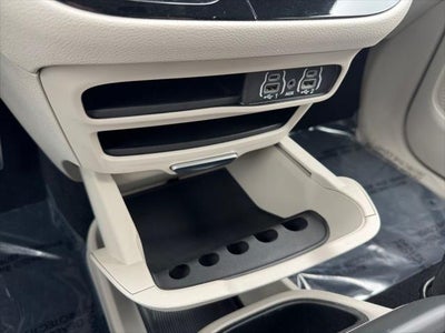 2024 Chrysler Pacifica Touring L FWD