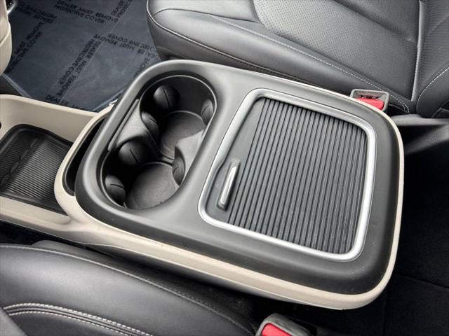2024 Chrysler Pacifica Touring L FWD