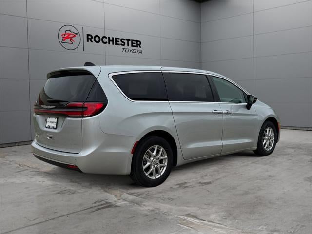 2024 Chrysler Pacifica Touring L FWD