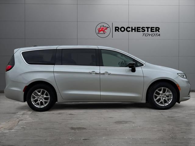 2024 Chrysler Pacifica Touring L FWD