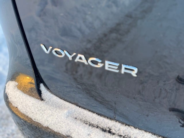 2024 Chrysler Voyager LX FWD