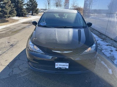 2024 Chrysler Voyager LX FWD