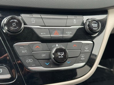 2023 Chrysler Voyager LX FWD