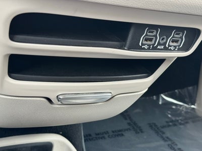 2023 Chrysler Voyager LX FWD