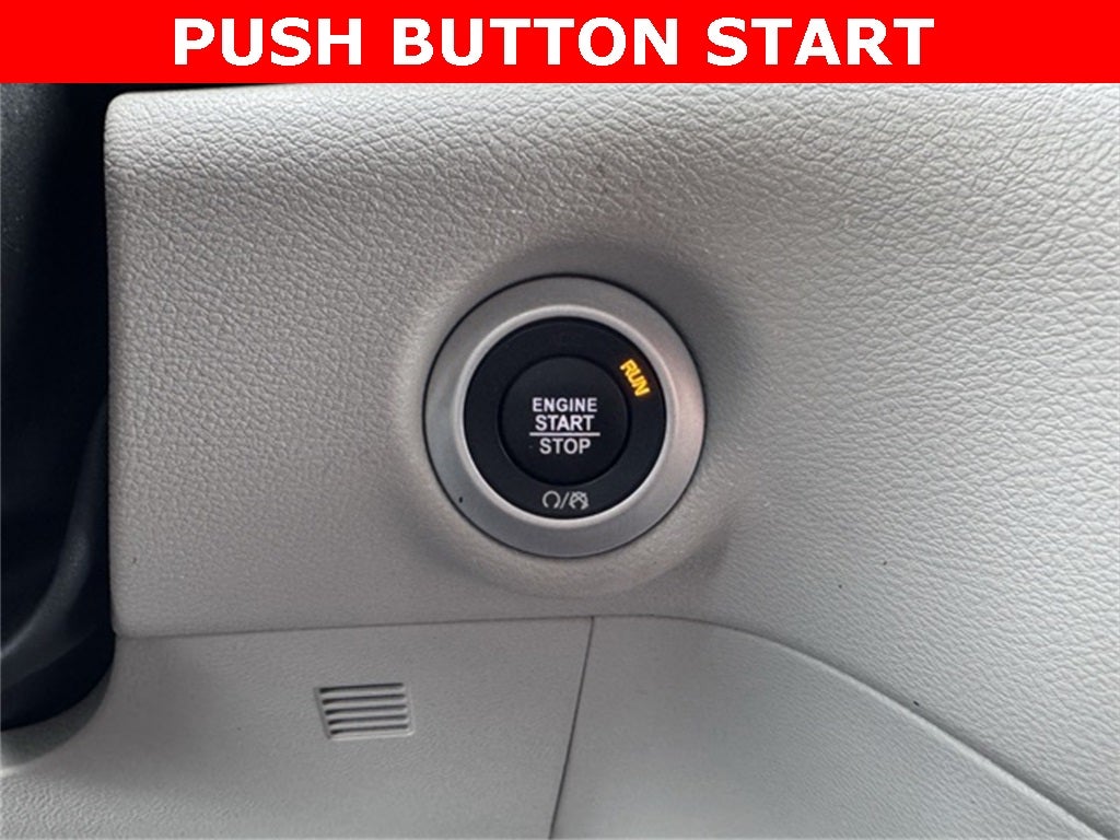 2023 Chrysler Voyager LX FWD