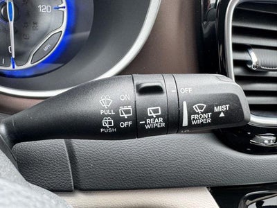 2023 Chrysler Voyager LX FWD