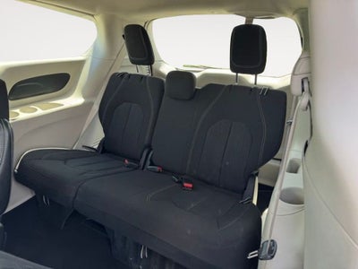 2023 Chrysler Voyager LX FWD
