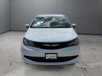 2023 Chrysler Voyager LX FWD