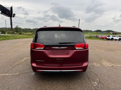 2018 Chrysler Pacifica Touring L Plus FWD