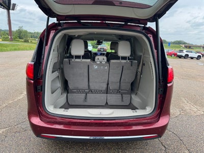 2018 Chrysler Pacifica Touring L Plus FWD