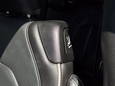 2025 Chrysler Pacifica Limited FWD