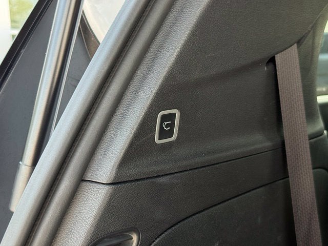 2025 Chrysler Pacifica Limited FWD
