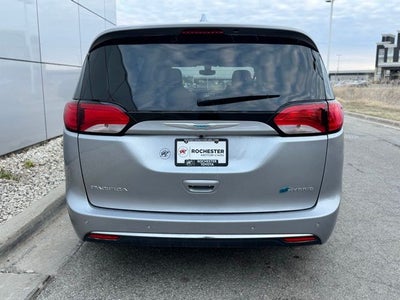 2019 Chrysler Pacifica Hybrid Touring Plus FWD