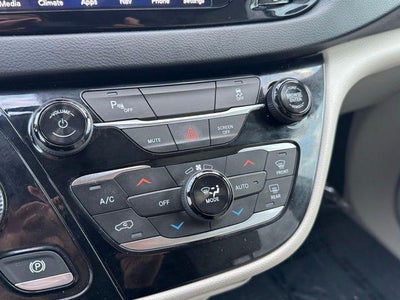 2019 Chrysler Pacifica Hybrid Touring Plus FWD