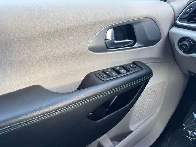 2019 Chrysler Pacifica Hybrid Touring Plus FWD