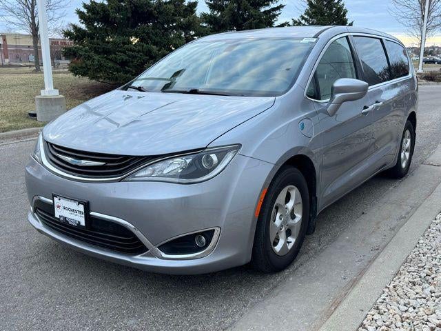 2019 Chrysler Pacifica Hybrid Touring Plus FWD