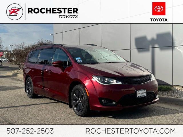 2020 Chrysler Pacifica Hybrid Limited FWD