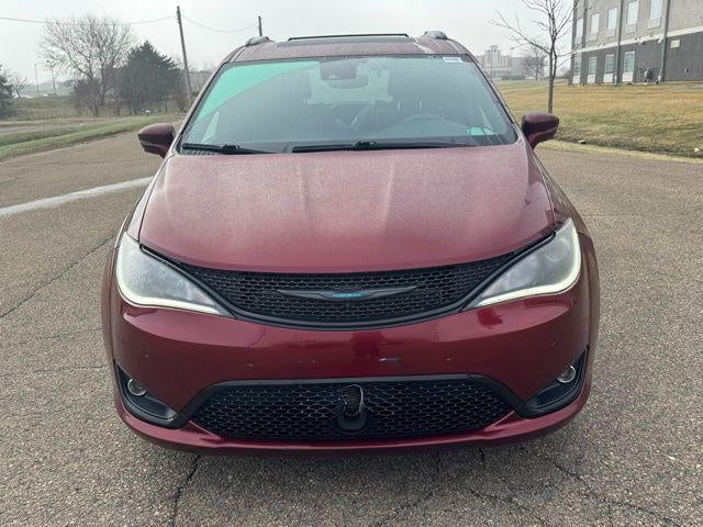 2020 Chrysler Pacifica Hybrid Limited FWD