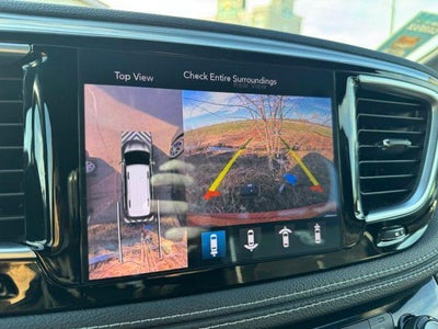 2020 Chrysler Pacifica Hybrid Limited FWD