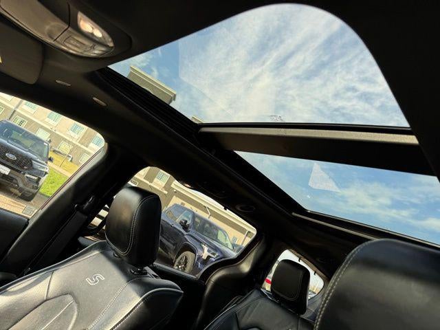 2020 Chrysler Pacifica Hybrid Limited FWD