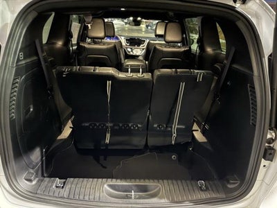 2024 Chrysler Pacifica Hybrid Select FWD