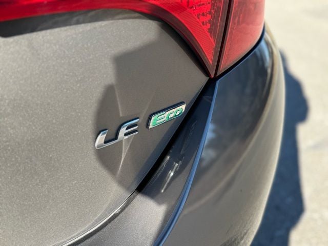 2018 Toyota Corolla LE ECO FWD