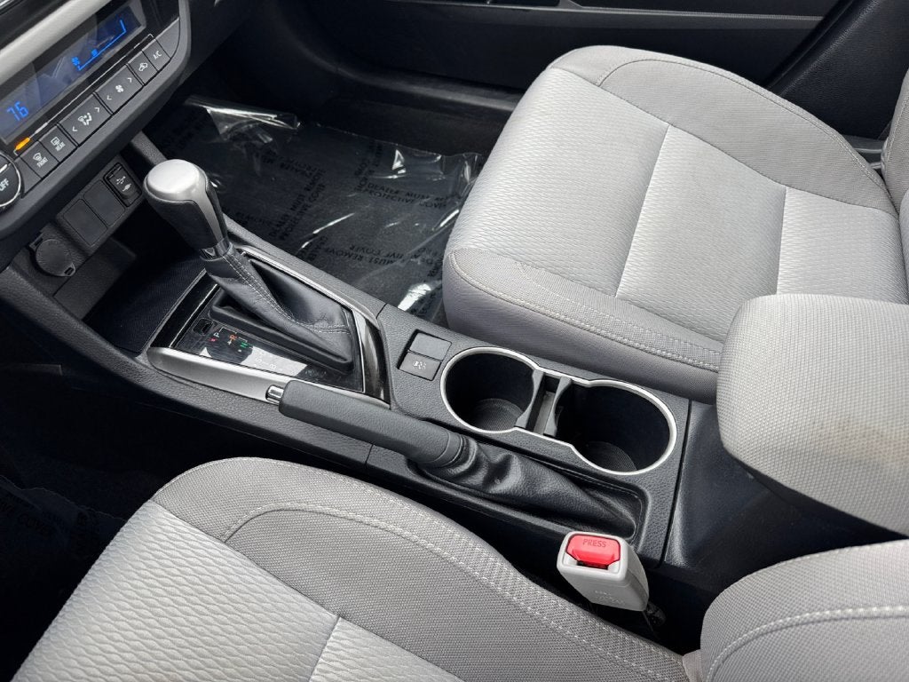 2016 Toyota Corolla LE FWD