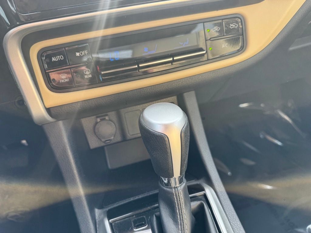 2019 Toyota Corolla LE FWD