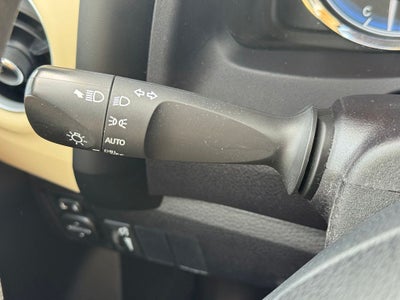 2019 Toyota Corolla LE FWD