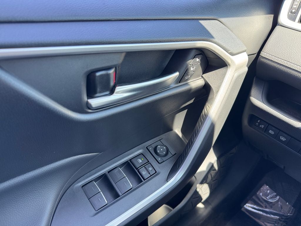 2023 Toyota RAV4 XLE Premium AWD