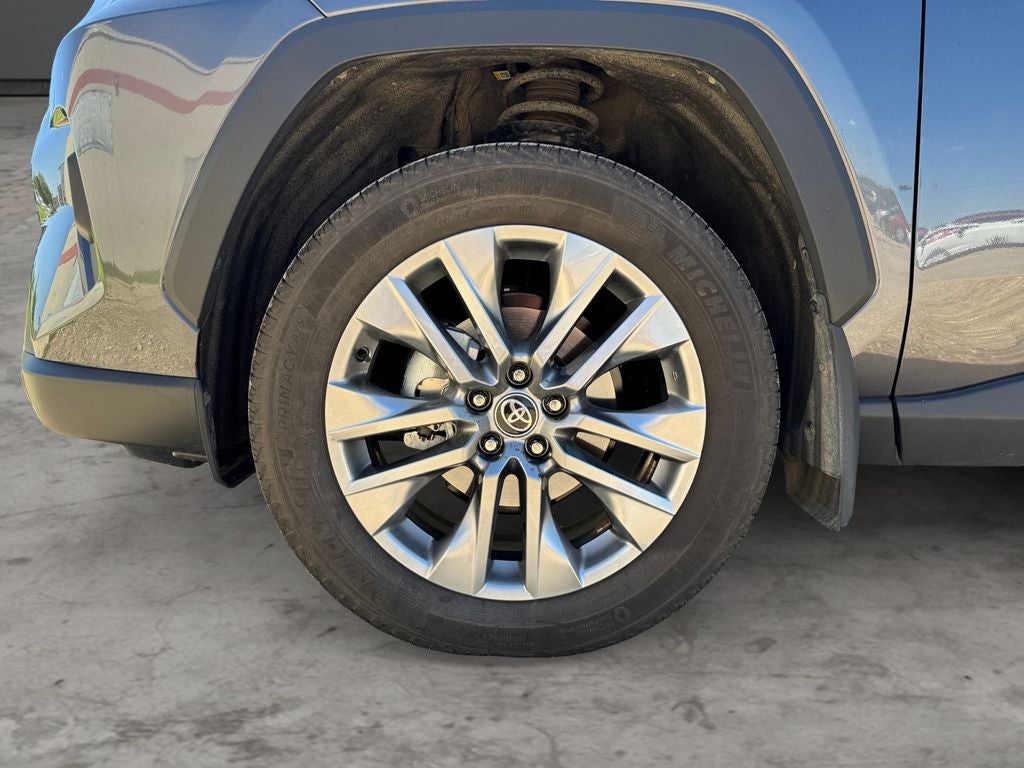 2023 Toyota RAV4 XLE Premium AWD