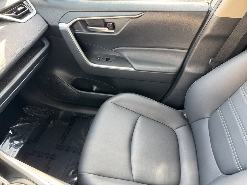 2025 Toyota RAV4 XLE Premium AWD