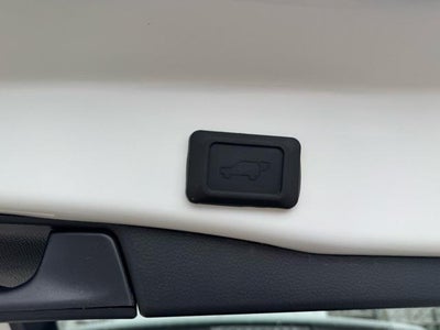 2025 Toyota RAV4 XLE Premium AWD