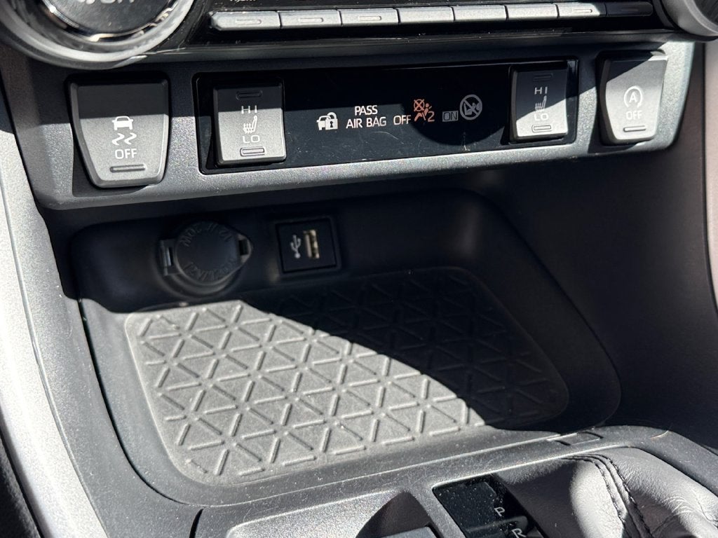 2024 Toyota RAV4 XLE Premium AWD