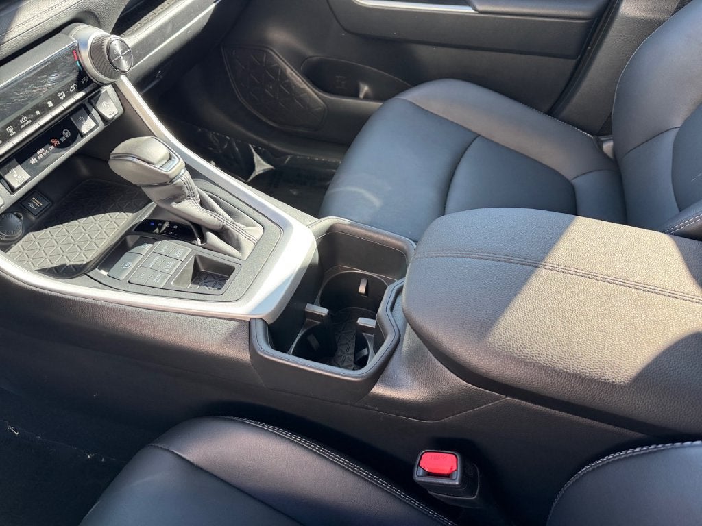 2024 Toyota RAV4 XLE Premium AWD