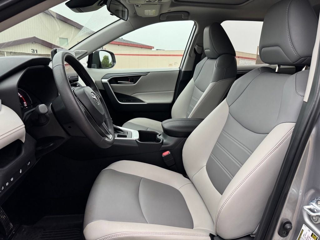 2025 Toyota RAV4 XLE Premium AWD