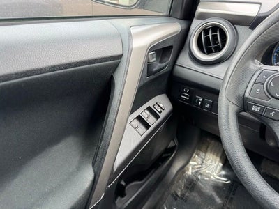 2017 Toyota RAV4 LE AWD