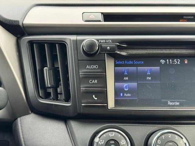 2017 Toyota RAV4 LE AWD